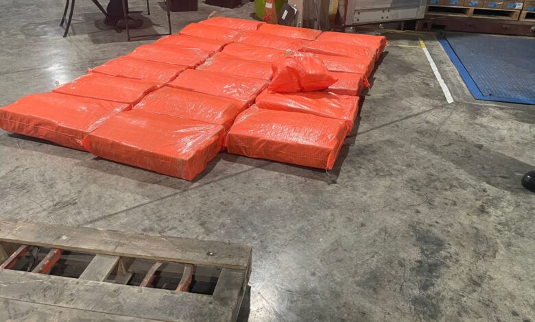 Policía da con 586 kilos de cocaína sin dueño en APM Terminals