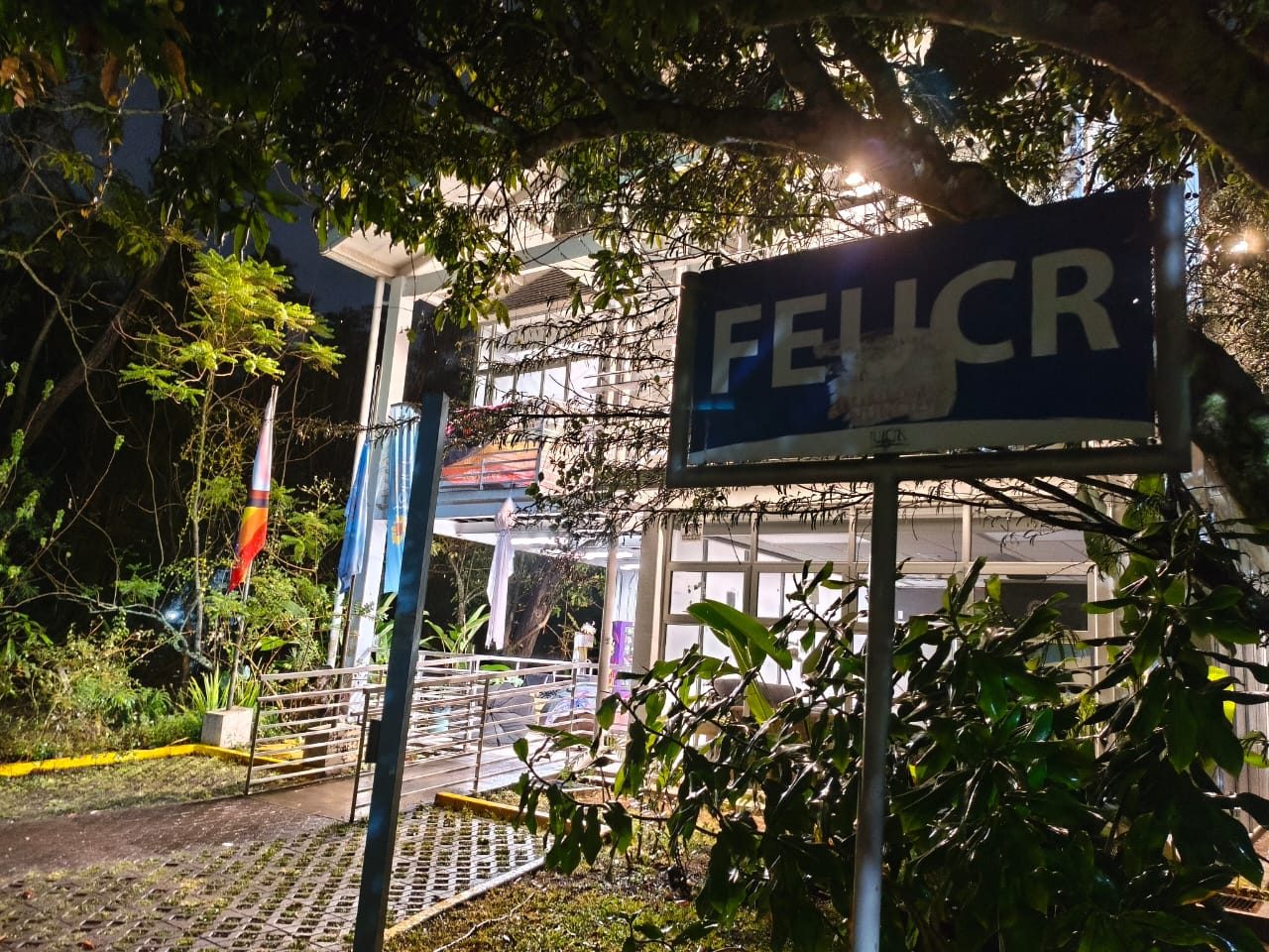 Estudiantes exigen respuestas y rendición de cuentas a la FEUCR y Rectoría