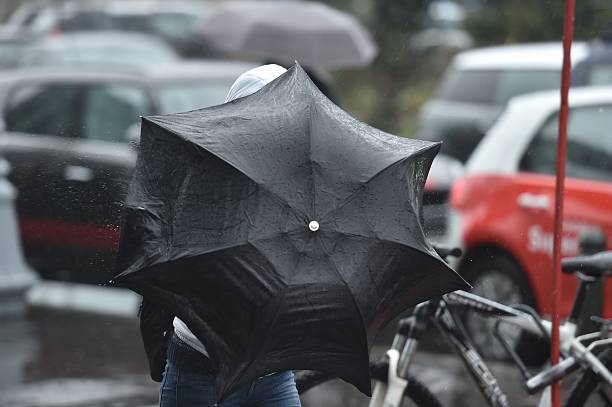 Aguaceros intensos y tormenta eléctrica en Pacífico y Zona Norte