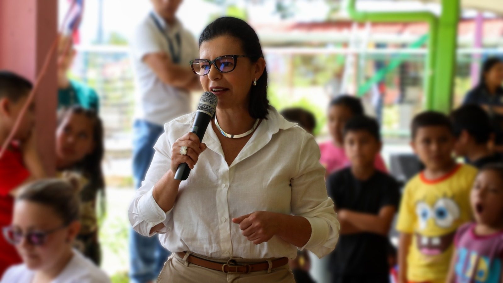 150 estudiantes de Quitirrisí celebran la niñez con actividades de seguridad y autocuidado
