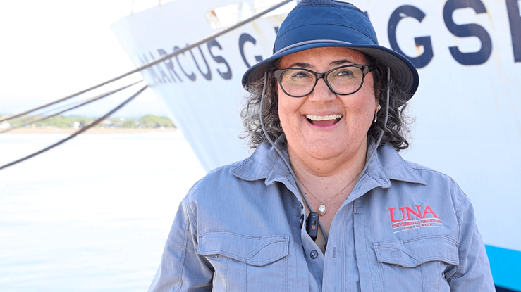 Floribeth Vega, la voz del OVSICORI que informa y calma cuando la tierra se mueve