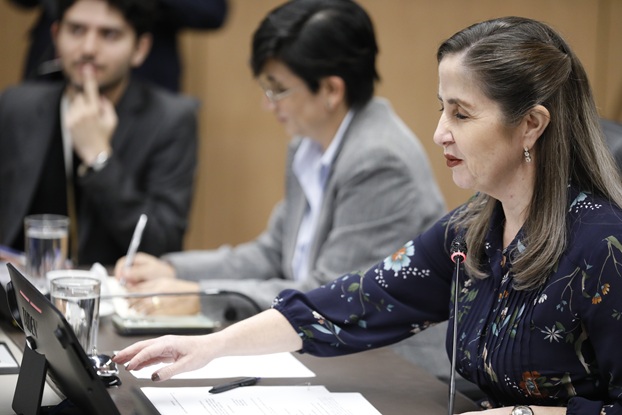 Va de nuevo: Comisión analiza levantamiento de inmunidad del presidente Rodrigo Chaves