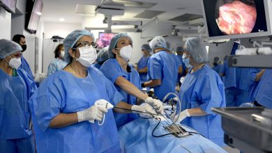Renuevan convenio para fortalecer la formación de médicos especialistas