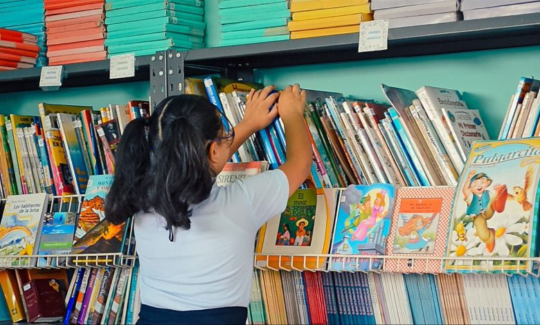 MEP dice que Bibliotecas escolares benefician a mas 500 mil estudiantes en el país