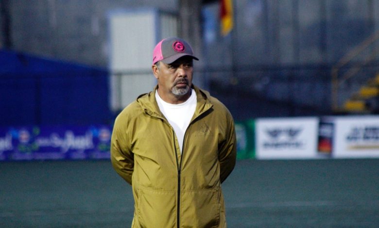 Duras sanciones para Saprissa, Alajuelense y el técnico Palomeque