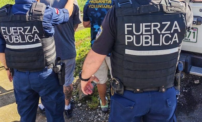 Fuerza Pública detiene a cuatro sospechosos con mercadería robada en Coto Brus