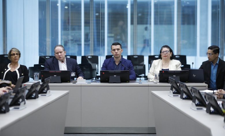 15 alcaldes piden que Salud otorgue permisos para residuos. Diputados rechazan propuesta