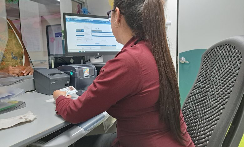 Campaña “Edus te conecta con tu salud” facilitará a usuarios acceso digital a información médica en Coto Brus