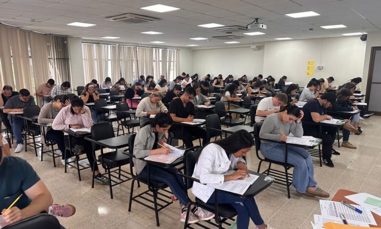 CCSS evalúa a 581 estudiantes para asegurar calidad en formación de futuros profesionales de salud