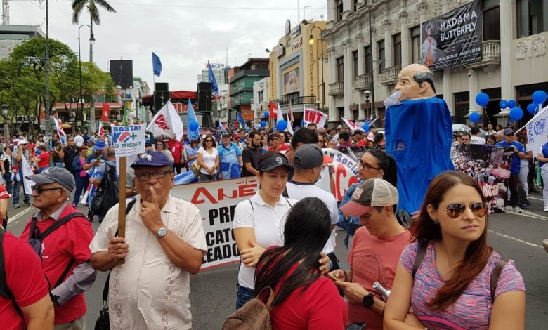 Movimiento sindical provoca afectación parcial en servicios de la CCSS