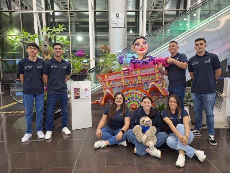 Cinco estudiantes del INA representan a Costa Rica en competencias técnicas WorldSkills Santiago 2025