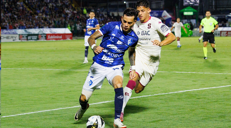 Saprissa golpea en el Fello Meza 1x2 al Cartaginés, que sigue con vida para la vuelta