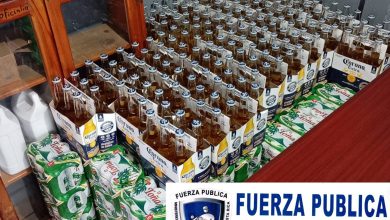 Operativo en Coto Brus retira 1.500 licores sin registro sanitario