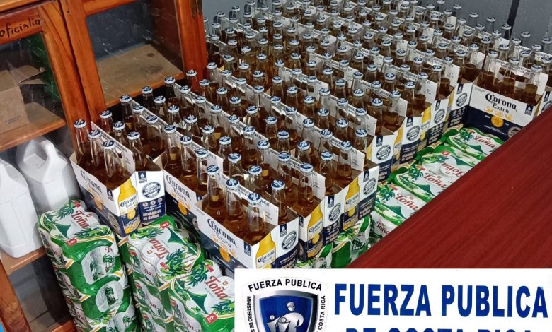 Operativo en Coto Brus retira 1.500 licores sin registro sanitario