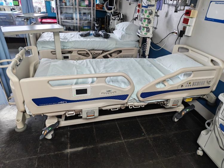Hospital San Carlos mejora atención crítica con seis camas modernas