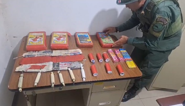 Policía decomisa 3.600 unidades de pólvora ilegal en La Cruz