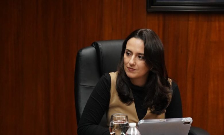 Natalia Díaz propone eliminar registro de SINPE Móvil en factura electrónica