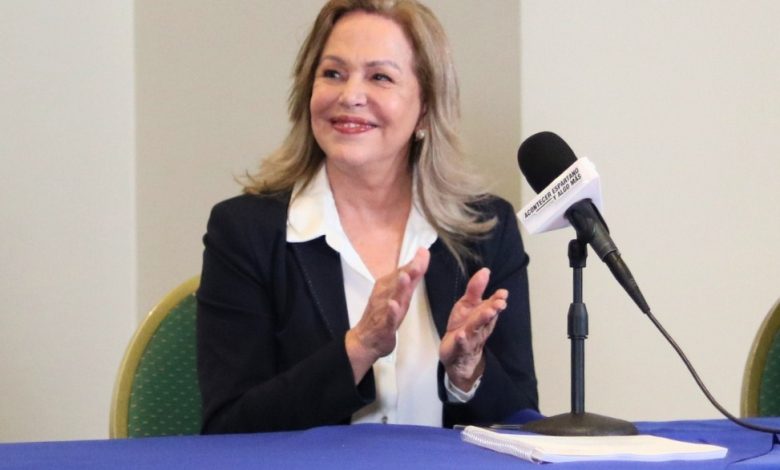 Ana Virginia Calzada presenta querella contra Pilar Cisneros