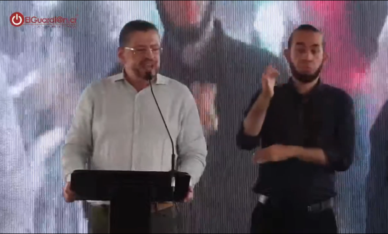 Rodrigo Chaves pide a José Aguilar denunciar presuntas intimidaciones ante la Justicia