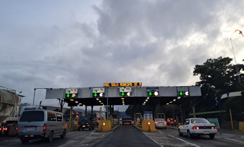 Dos peajes suspenderán cobro por elecciones