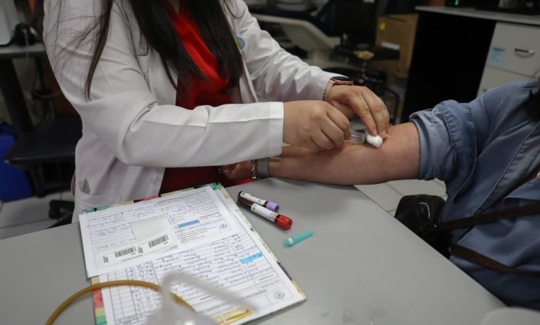 CCSS pide donar sangre ante escasez crítica en hospitales