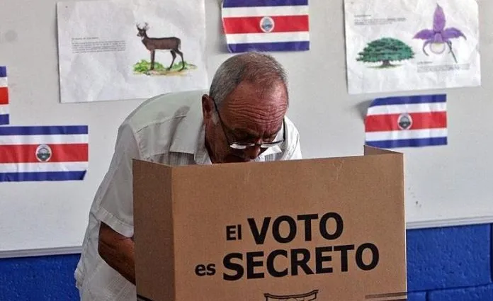 Pacientes hospitalizados podrán salir a votar con aval médico del centro médico