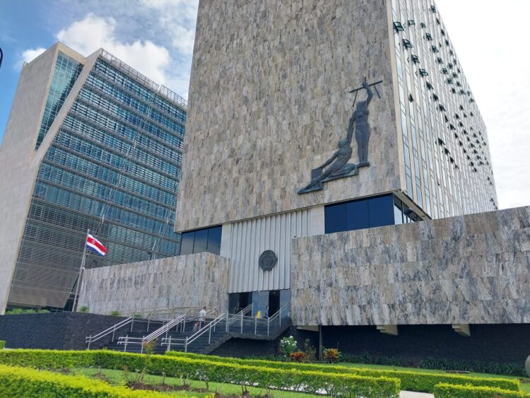 Nuevo modelo judicial promete procesos más rápidos para costarricenses en el exterior