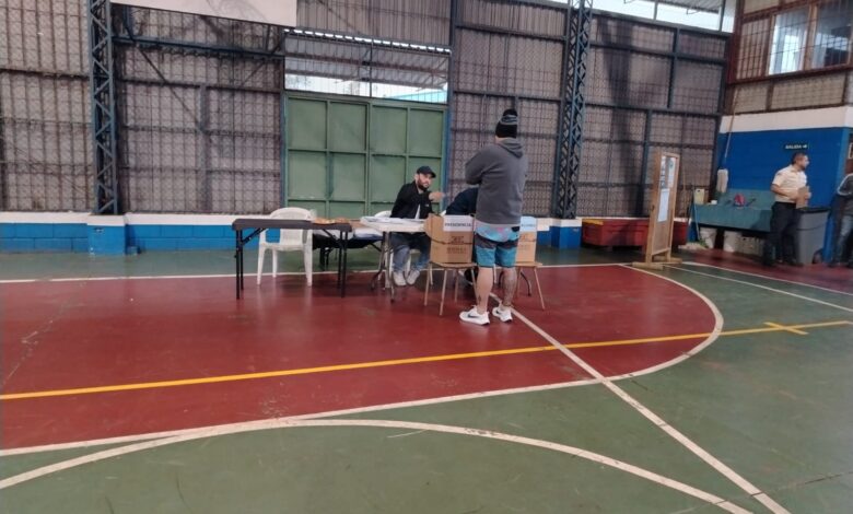 Más de 10 mil privados de libertad votan en cárceles durante elecciones 2026