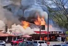 Incendio de gran magnitud afecta restaurante cerca del puente de Tárcoles