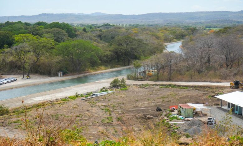 Gobierno reporta 18,6% de avance en Proyecto Agua para la Bajura y prioriza obras clave para 2026
