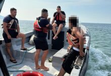 Guardacostas reciben capacitación para detectar trata de personas en mar y costas