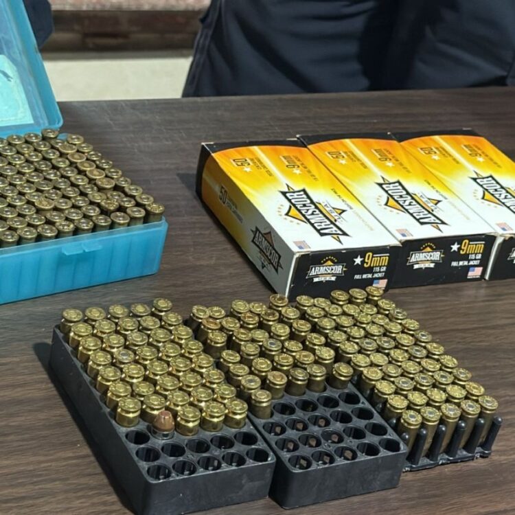 Fuerte operativo decomisa armas sin reportar en empresas privadas en Limón