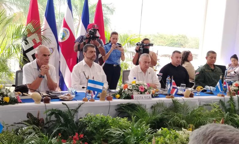 Costa Rica y Nicaragua refuerzan frontera con operativos para frenar saqueo de oro en Crucitas
