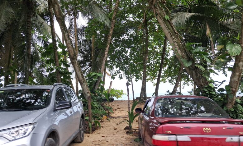 Policía de Tránsito advierte sobre riesgos y multas por ingresar vehículos a playas en Semana Santa