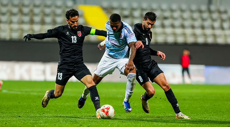 Costa Rica empata 2x2 en el último minuto ante Jordania