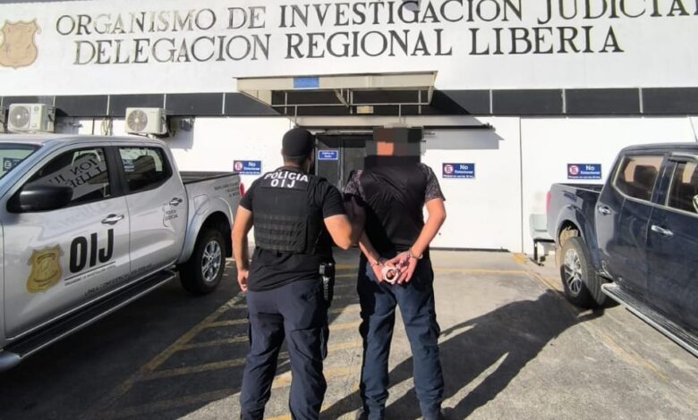 Detienen a dos policías por alterar escena de homicidio en Guanacaste