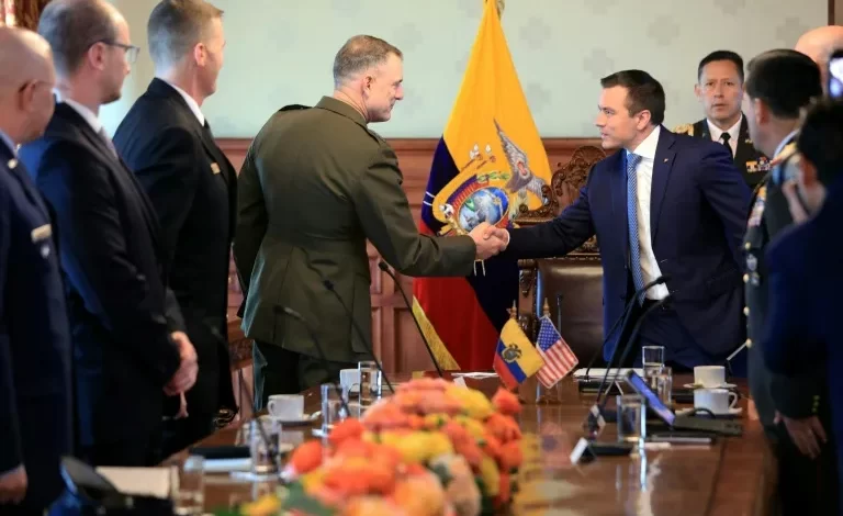 Estados Unidos confirma operaciones conjuntas con Ecuador para combatir el narcotráfico