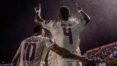 Saprissa golpea con un 1x3 a San Carlos para seguir presionando en la cima