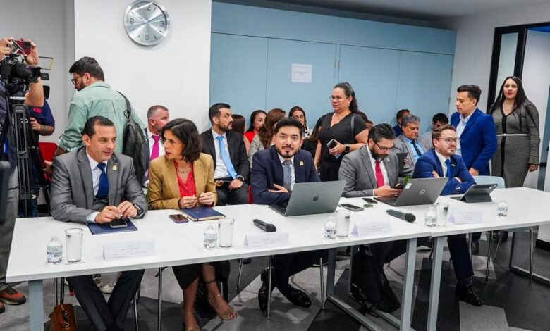 Gobierno condiciona el FEES 2027 a resultados, equidad y empleabilidad