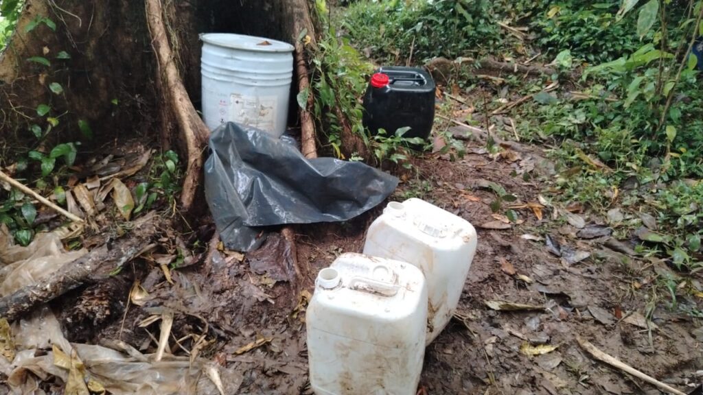 Cianuro y ácido muriático