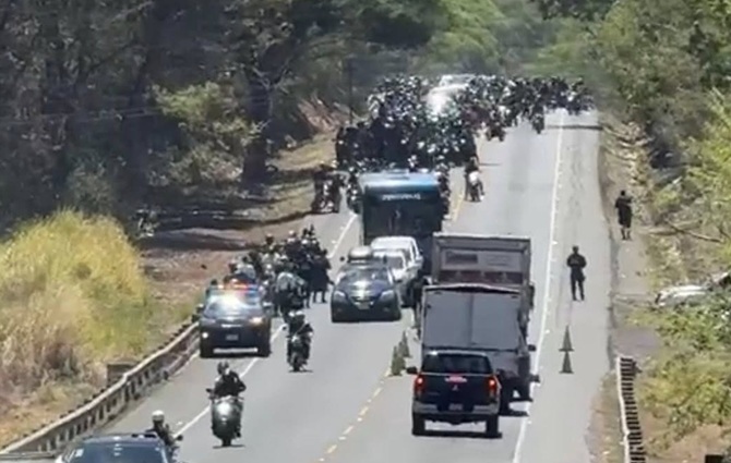 Paseo frustrado: 43 motociclistas quedaron “vestidos y alborotados” en Puntarenas