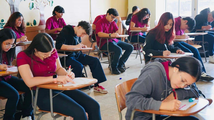 MEP revela datos clave: 98% de estudiantes aprueba primaria en 2025