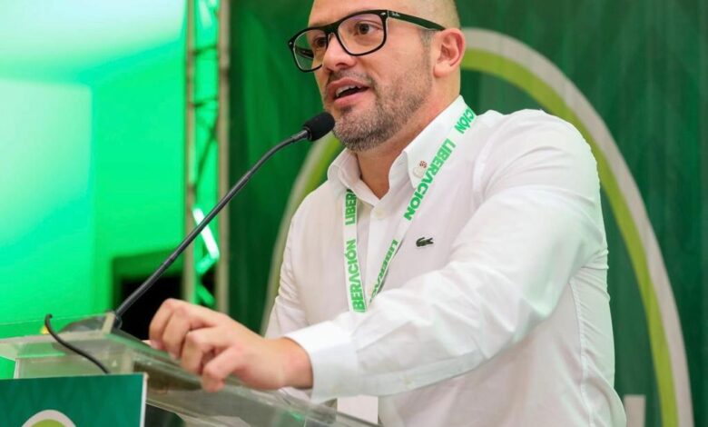 Miguel Guillén exige a Rodrigo Chaves plan por subida del petróleo