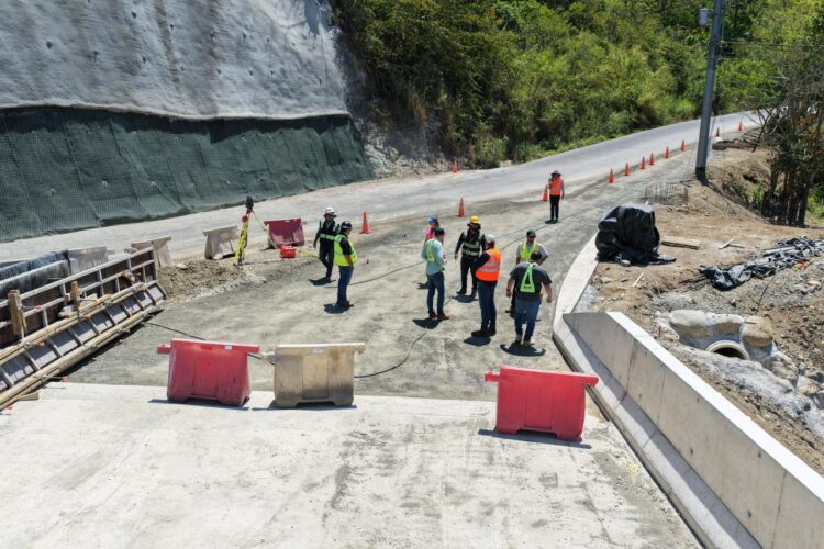 Nuevo puente sobre el río Pacuar entrará en funcionamiento previo a Semana Santa