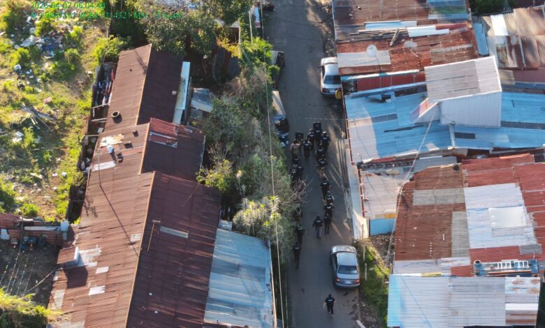 Diputados buscan cerrar vacío legal en allanamientos por extradición