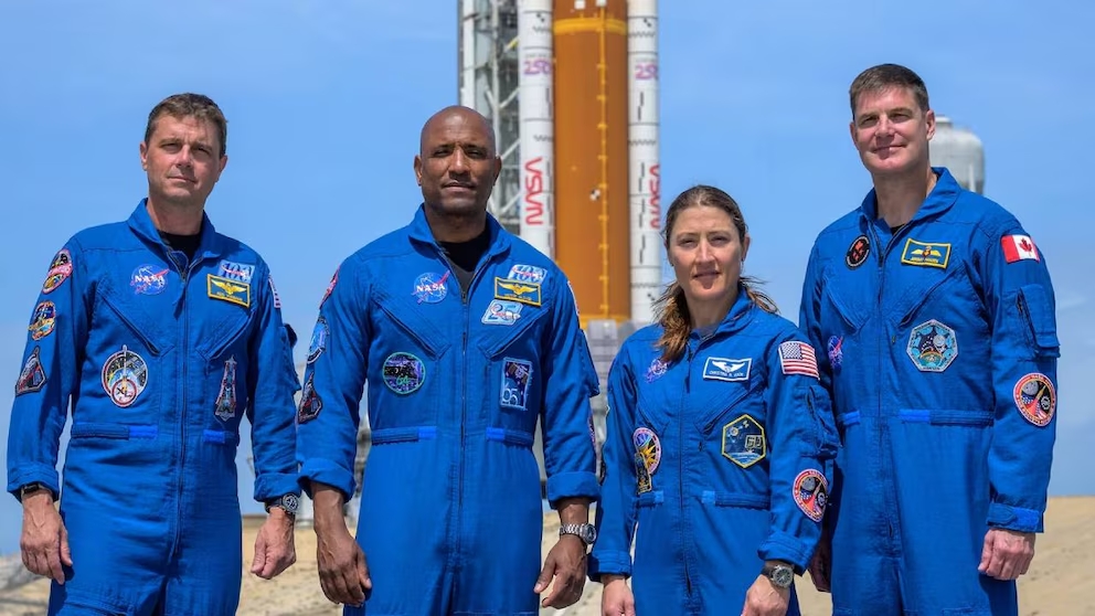 Artemis II inició el histórico vuelo tripulado alrededor de la Luna