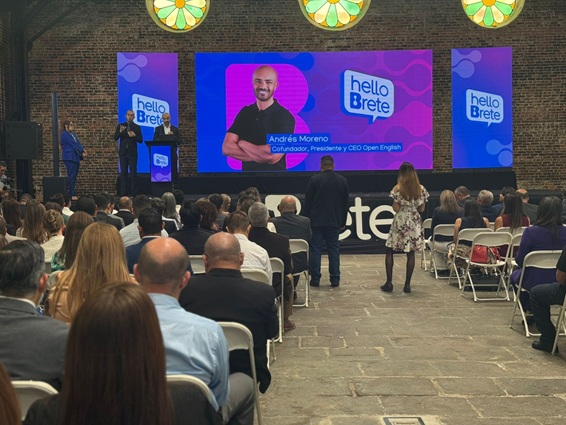 Chaves y la Contraloría coinciden en un punto clave sobre Open English