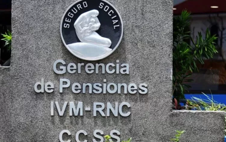 Diez cantones concentran el 60% de cotizantes al IVM