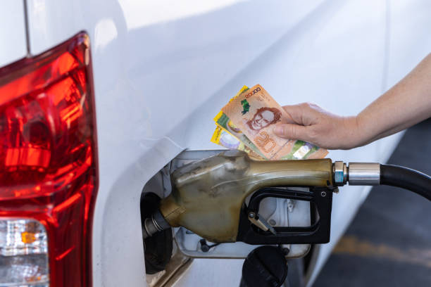 Combustibles aumentan: vea cuánto pagará desde este viernes