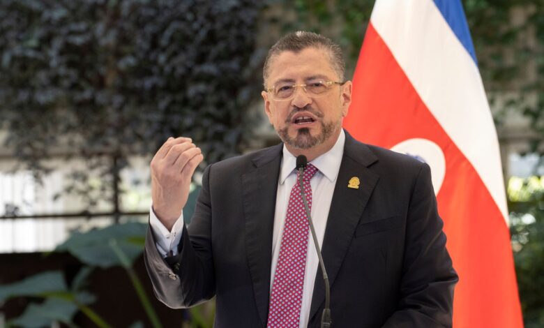 Presidente Chaves revela su mayor arrepentimiento a un mes de dejar el poder